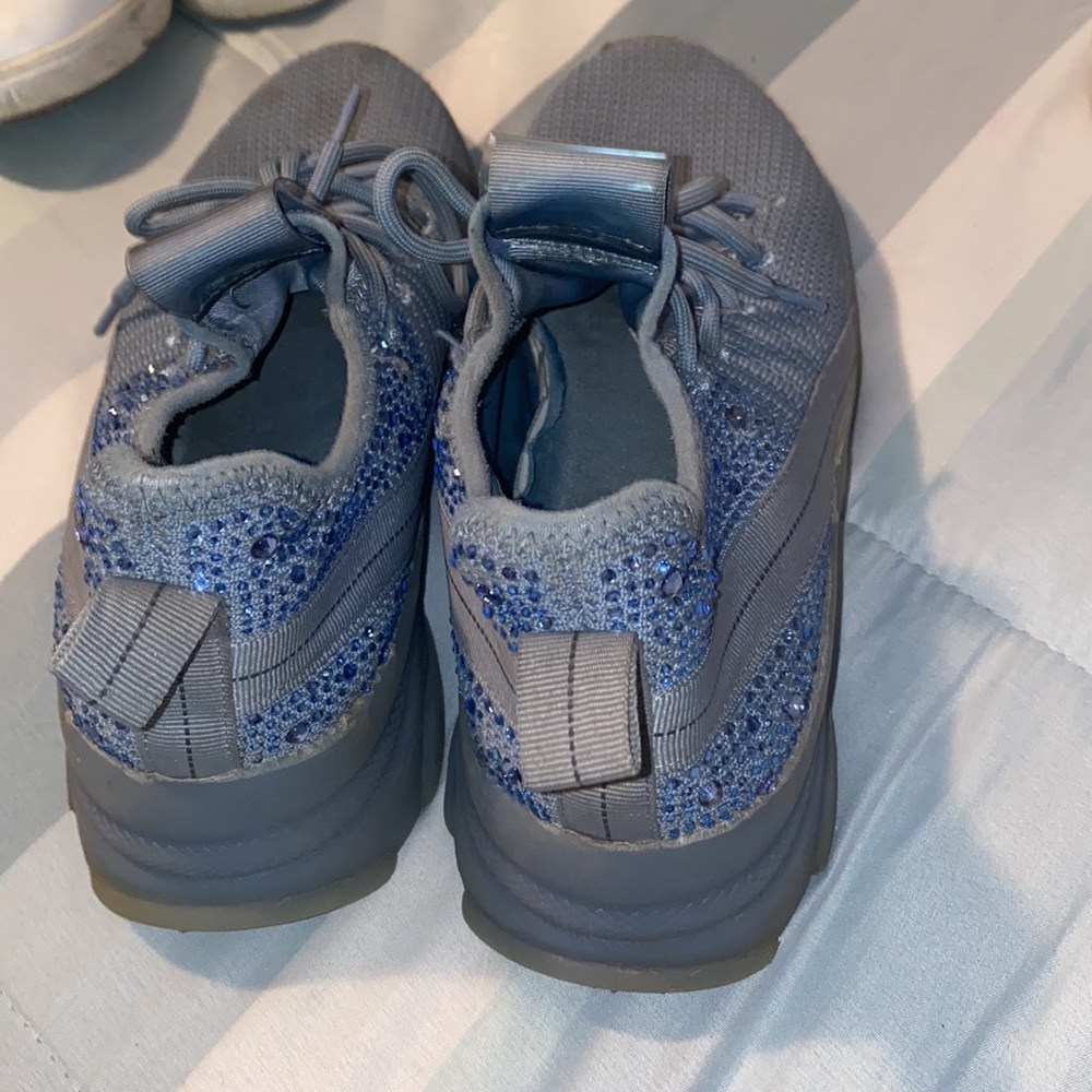 Shoes - Picture 3 of 3